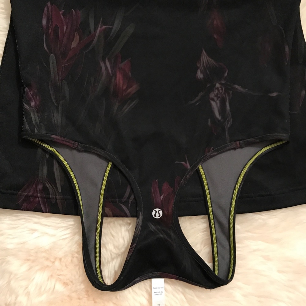 Lululemon Racerback Tank Size 6 - Picture 4 of 4